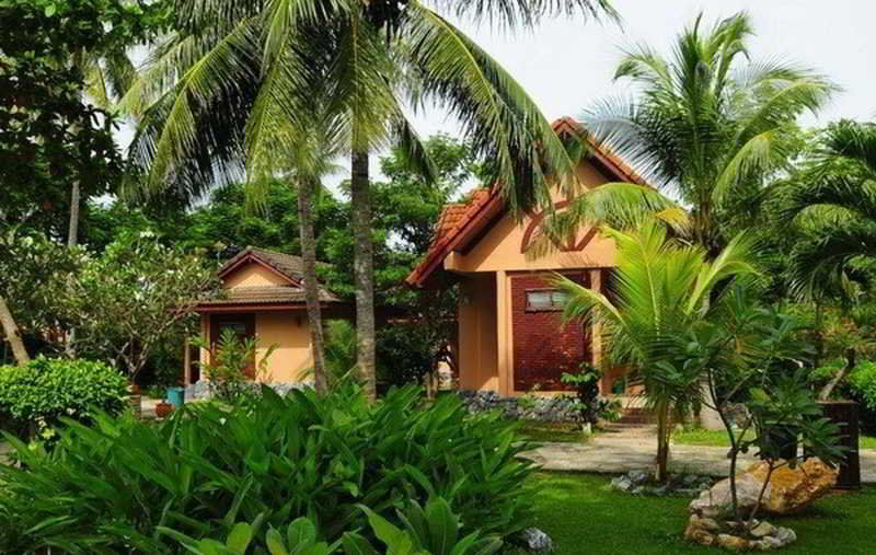 Alongkot Beach Resort Khanom Exteriér fotografie