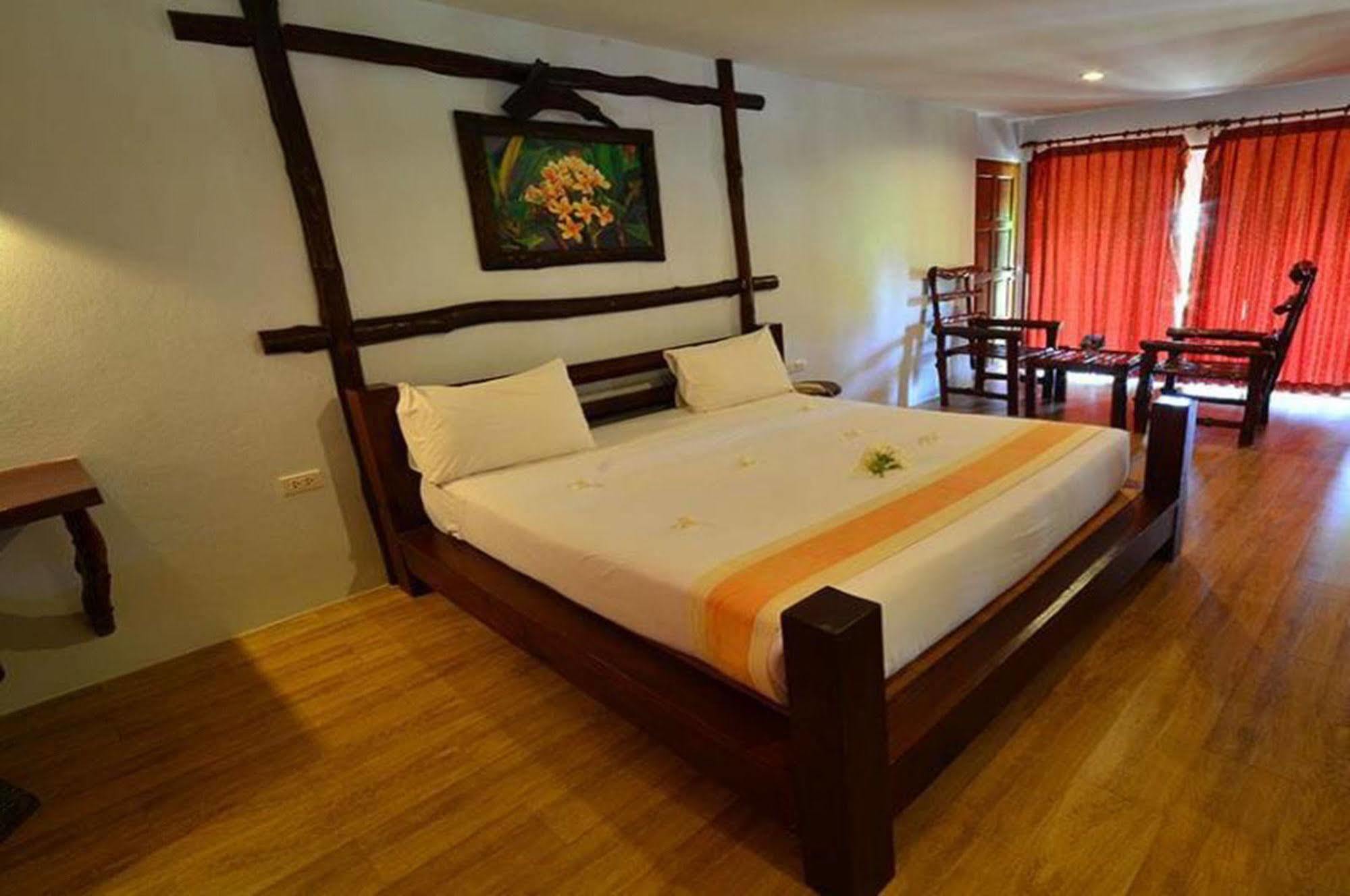 Alongkot Beach Resort Khanom Exteriér fotografie